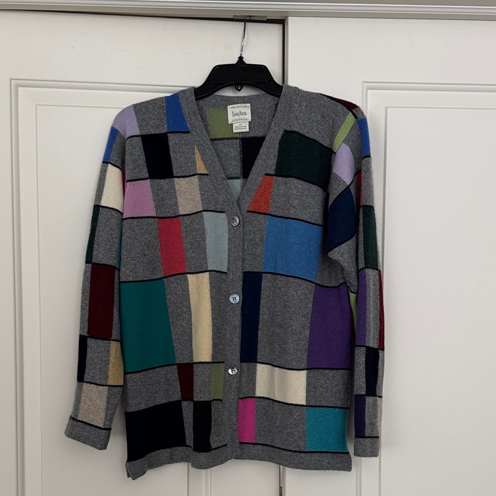 Neiman Marcus Grey / Multicolor Cashmere Cardigan